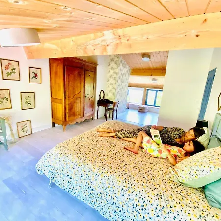 Holiday home Domaine De Ferrieres Haut *